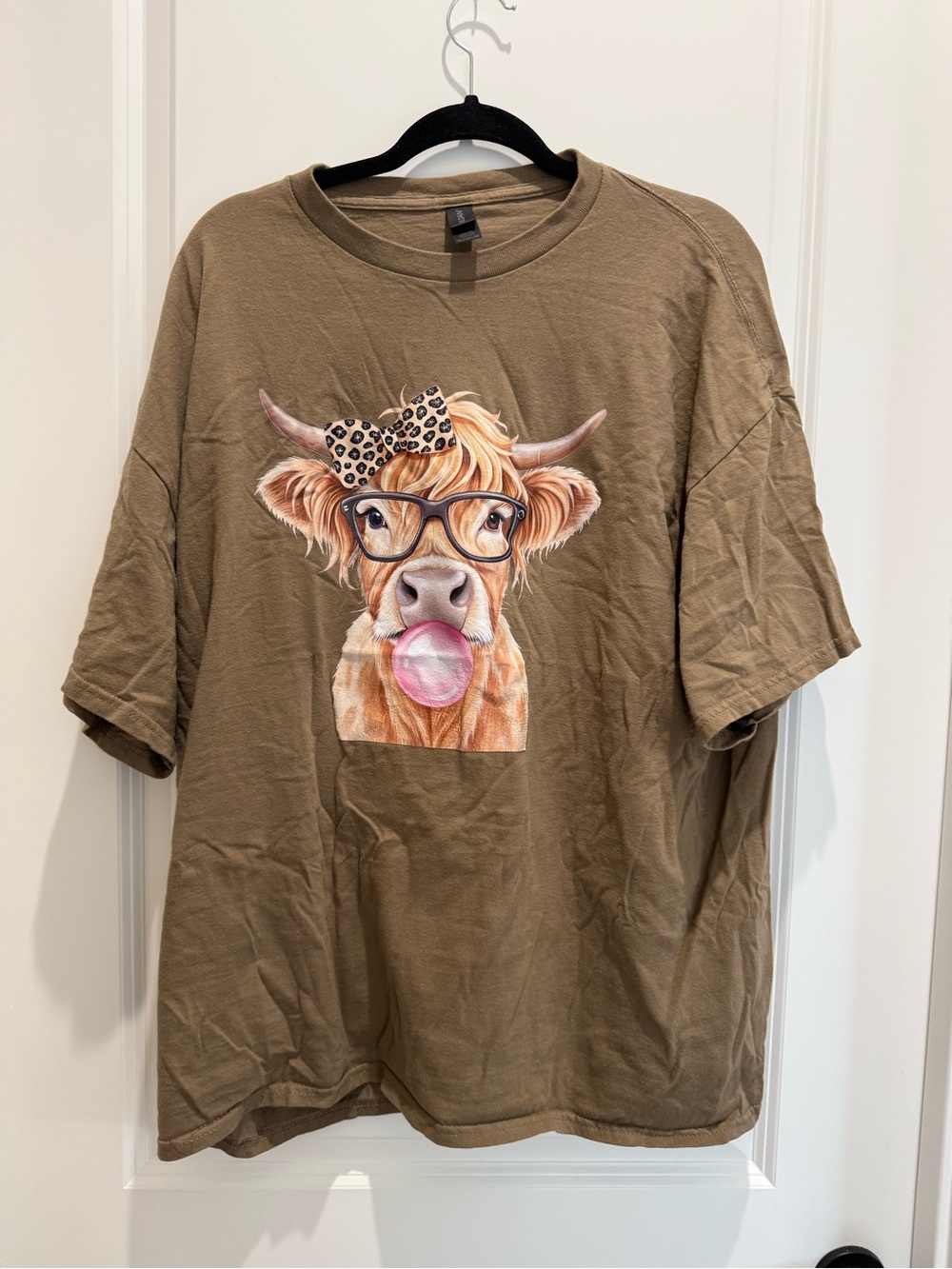 Graphic Cow Tee with Glasses and Bow